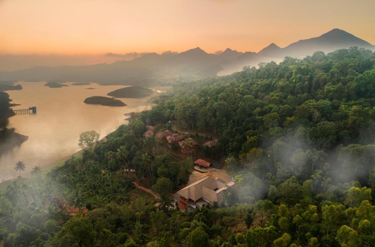 Terrace Resorts Vajanad Kültér fotó
